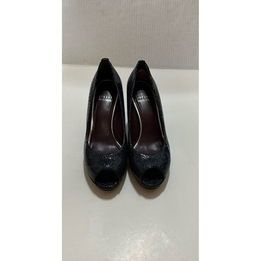 Stuart Weitzman Snake Print Embossed Peeptoe Heels in Dark Gray Size 7.0
